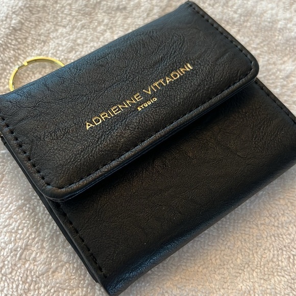 Adrienne Vittadini small trifold wallet NWOT - Picture 2 of 8